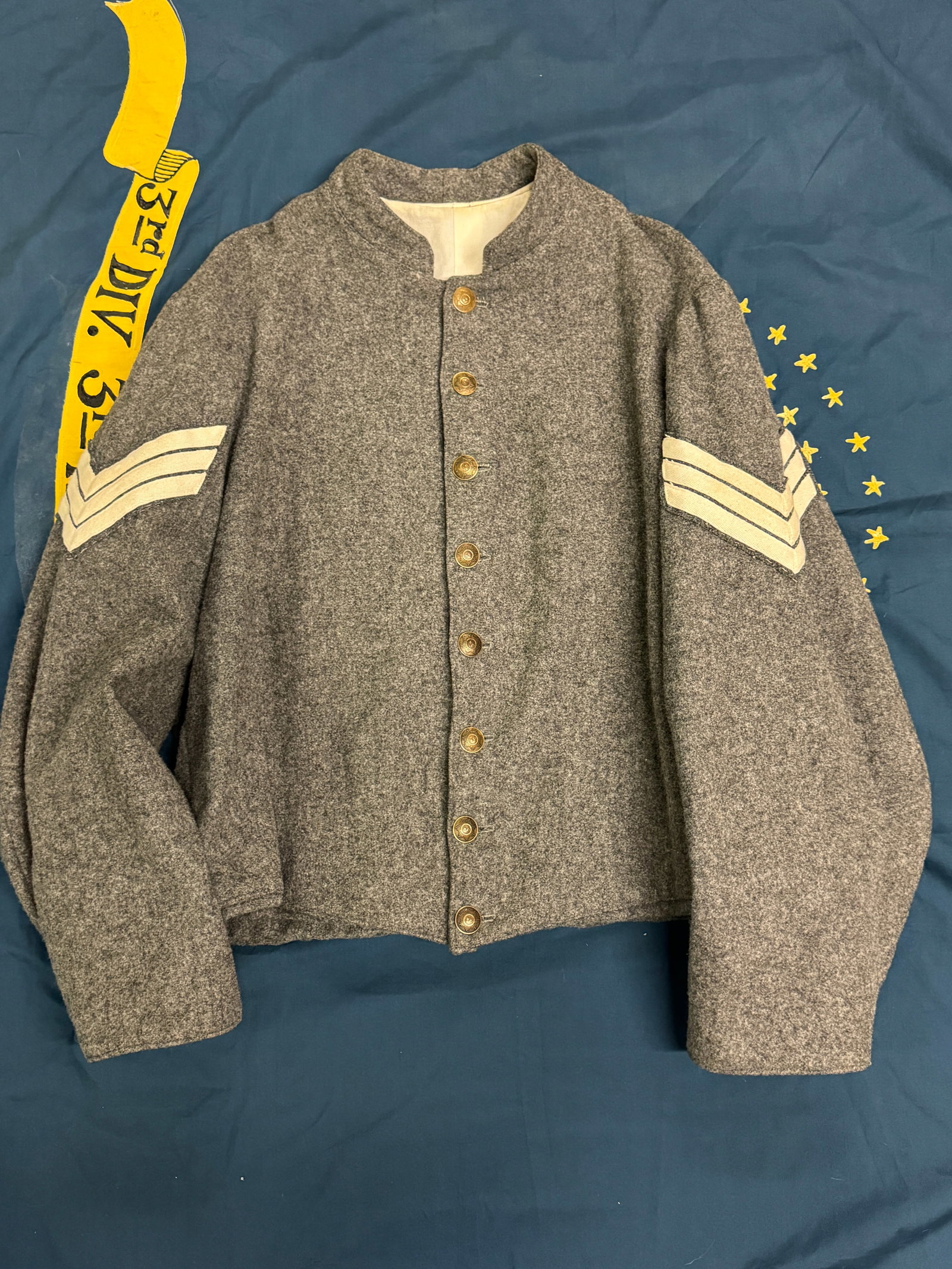 ULTRA RARE CIVIL WAR NORTH CAROLINA CONFEDERATE CSA REBEL SHELL JACKET WITH CHEVRONS: ULTRA RARE CIVIL WAR NORTH CAROLINA CONFEDERATE CSA REBEL SHELL JACKET WITH CHEVRONS. A VERY RARE FIND. IT IS IN MINT OVERALL SHAPE AND CONDITION WITH A BEAUTIFUL OVERALL PATINA. SHOWS GOOD WEAR AND U