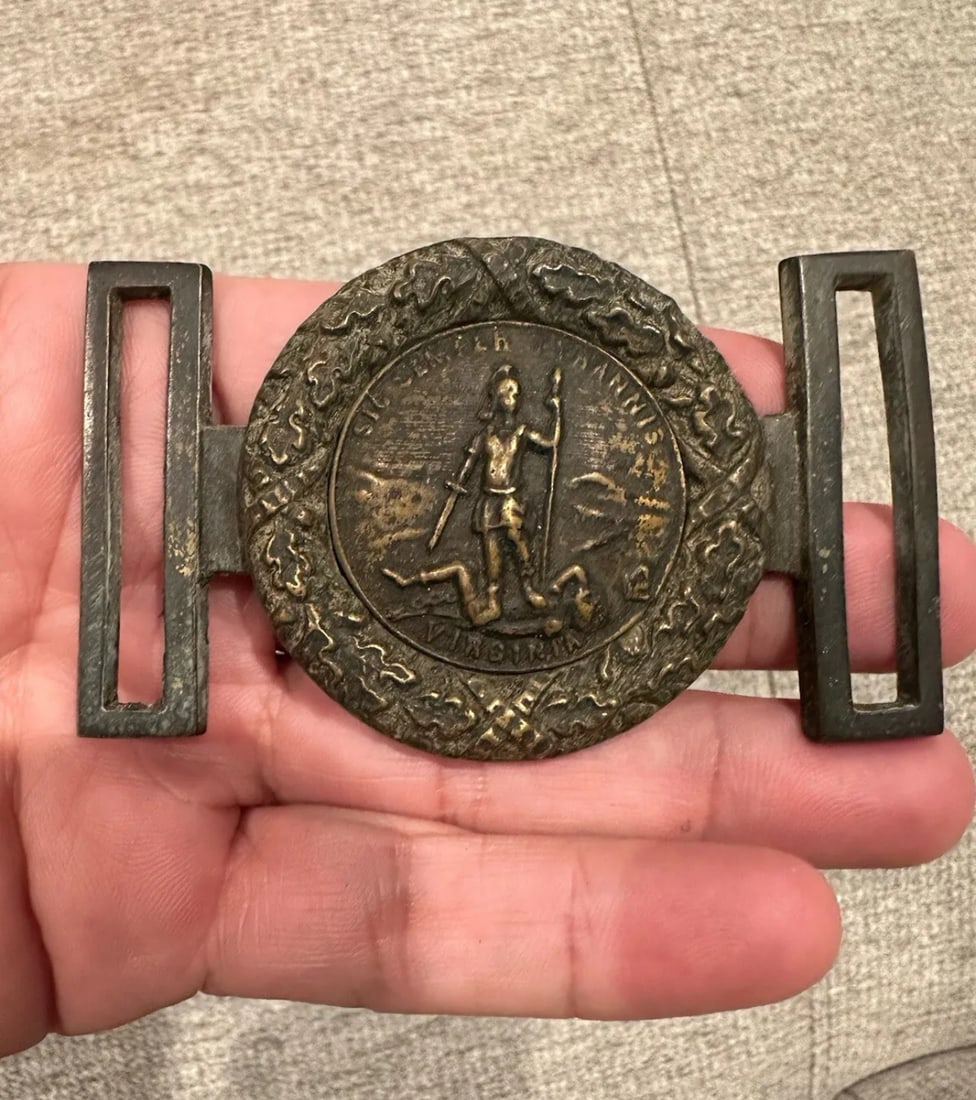 RARE CIVIL WAR CONFEDERATE VIRGINIA OFFICER 2-PIECE BELT BUCKLE: RARE CIVIL WAR CONFEDERATE VIRGINIA OFFICER 2-PIECE BELT BUCKLE. A VERY RARE FIND. SHOWS GOOD WEAR AND USE WITH A BEAUTIFUL OVERALL PATINA. BEAUTIFULLY CRAFTED WITH A 2 PIECE CONSTRUCTION. HAS A GREAT