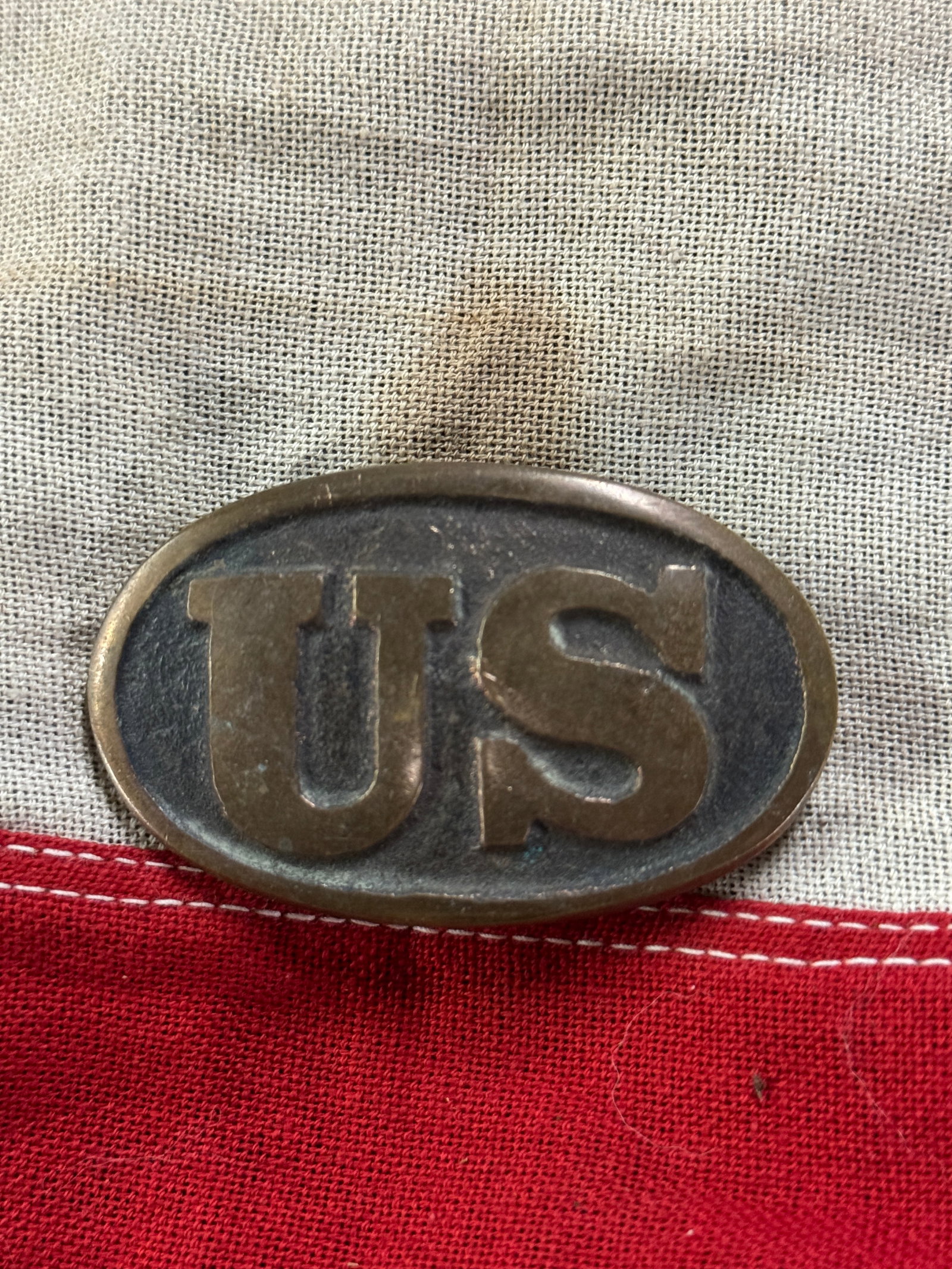 RARE CIVIL WAR UNION U.S. OFFICER BELT PLATE OR BUCKLE: RARE CIVIL WAR UNION U.S. OFFICER BELT PLATE OR BUCKLE. A VERY RARE EXAMPLE THAT IS IN MINT OVERALL SHAPE AND CONDITION WITH A BEAUTIFUL OVERALL PATINA. HAS A GREAT LOOK TO IT WITH AN EXCELLENT OVERAL
