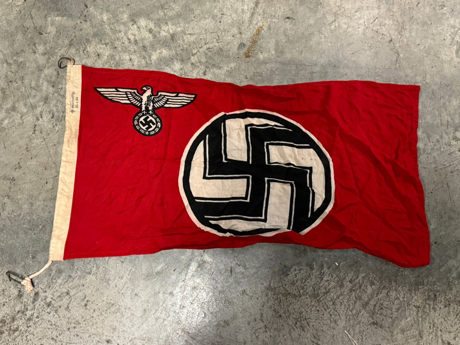 WWII GERMAN THIRD REICH STATE SERVICE FLAG - MARKED REICHSDFLG 55X90: WWII GERMAN THIRD REICH STATE SERVICE FLAG - MARKED REICHSDFLG 55X90. A VERY RARE FIND. SHOWS GOOD WEAR AND USE. PLEASE VIEW ALL DETAILED PICTURES. A VERY RARE FIND. APPEARS TO BE WELL USED.