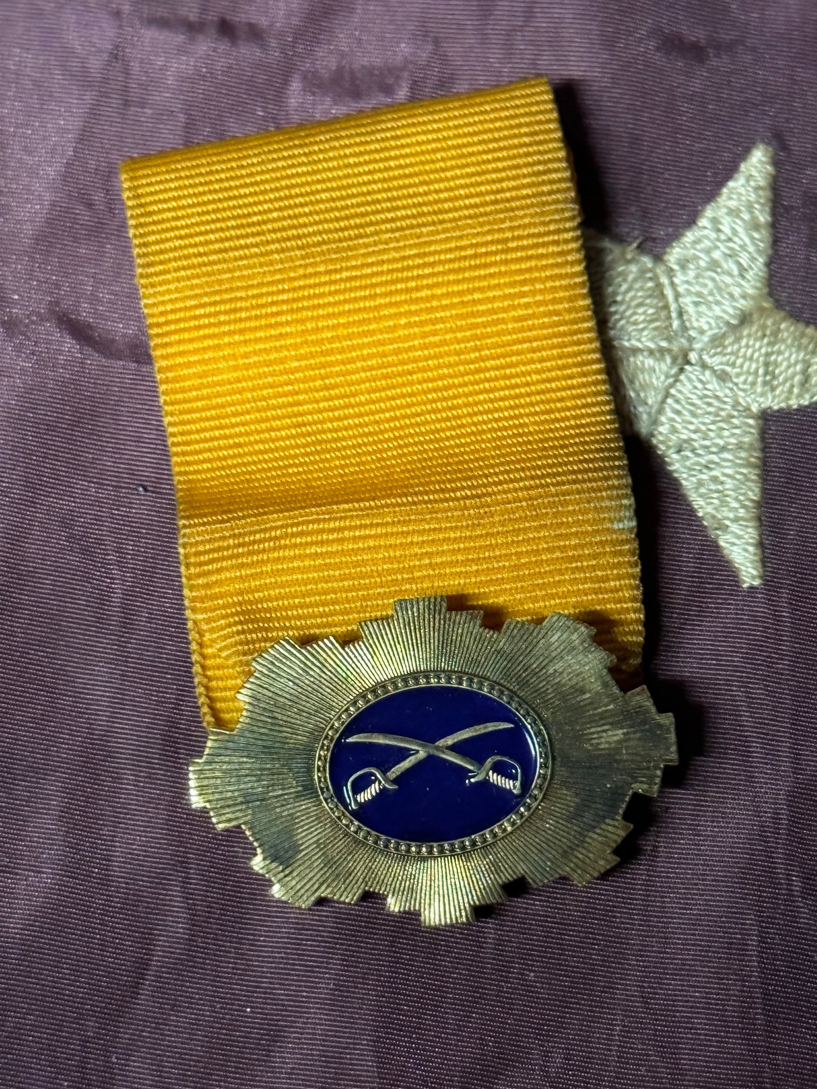 CIVIL WAR VETERAN PHIL SHERIDAN'S CAVALRY CORPS BADGE: CIVIL WAR VETERAN PHIL SHERIDAN'S CAVALRY CORPS BADGE. A VERY SCARCE EXAMPLE. SHOWS GOOD WEAR AND USE WITH A BEAUTIFUL OVERALL PATINA. HAS A GREAT LOOK TO IT WITH AN EXCELLENT OVERALL EYE APPEAL. PLEA