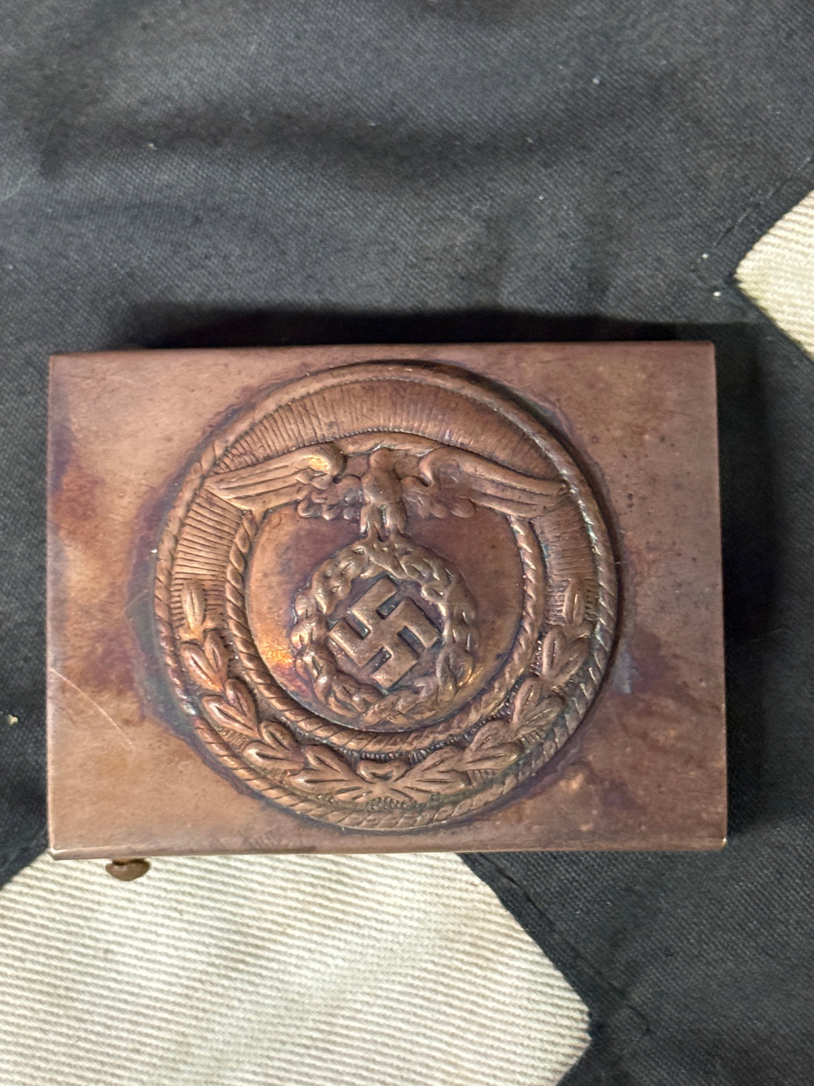 WW2 GERMAN THIRD REICH PERIOD SA BUCKLE: WW2 GERMAN THIRD REICH PERIOD SA BUCKLE. A SCARCE FIND. SHOWS GOOD WEAR AND USE WITH A BEAUTIFUL OVERALL PATINA. PLEASE VIEW ALL DETAILED PICTURES. A WELL MADE ANTIQUE GERMAN ARTIFACT.