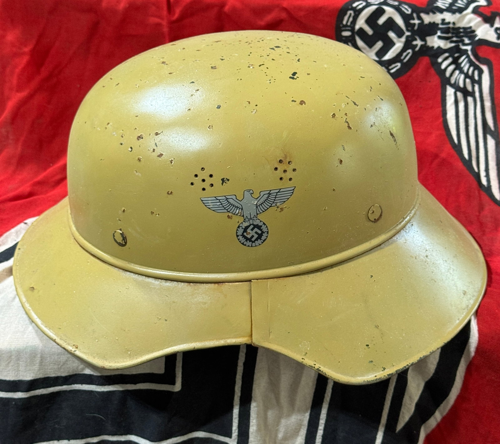 RARE WW2 GERMAN SA LUFTSCHUTZ POLICE HELMET: RARE WW2 GERMAN SA LUFTSCHUTZ POLICE HELMET. A RARE FIND. SHOWS GOOD WEAR AND USE WITH A BEAUTIFUL OVERALL PATINA. PLEASE VIEW ALL DETAILED PICTURES. A SCARCE EXAMPLE.