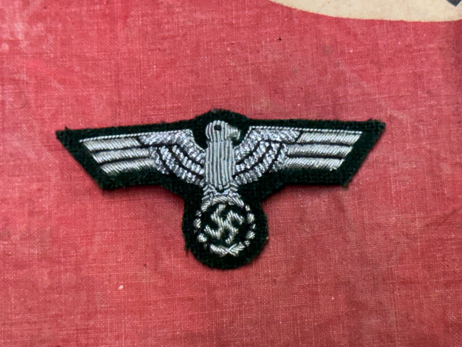 WW2 German Army Officer's Cap Eagle Badge: WW2 German Army Officer's Cap Eagle Badge.