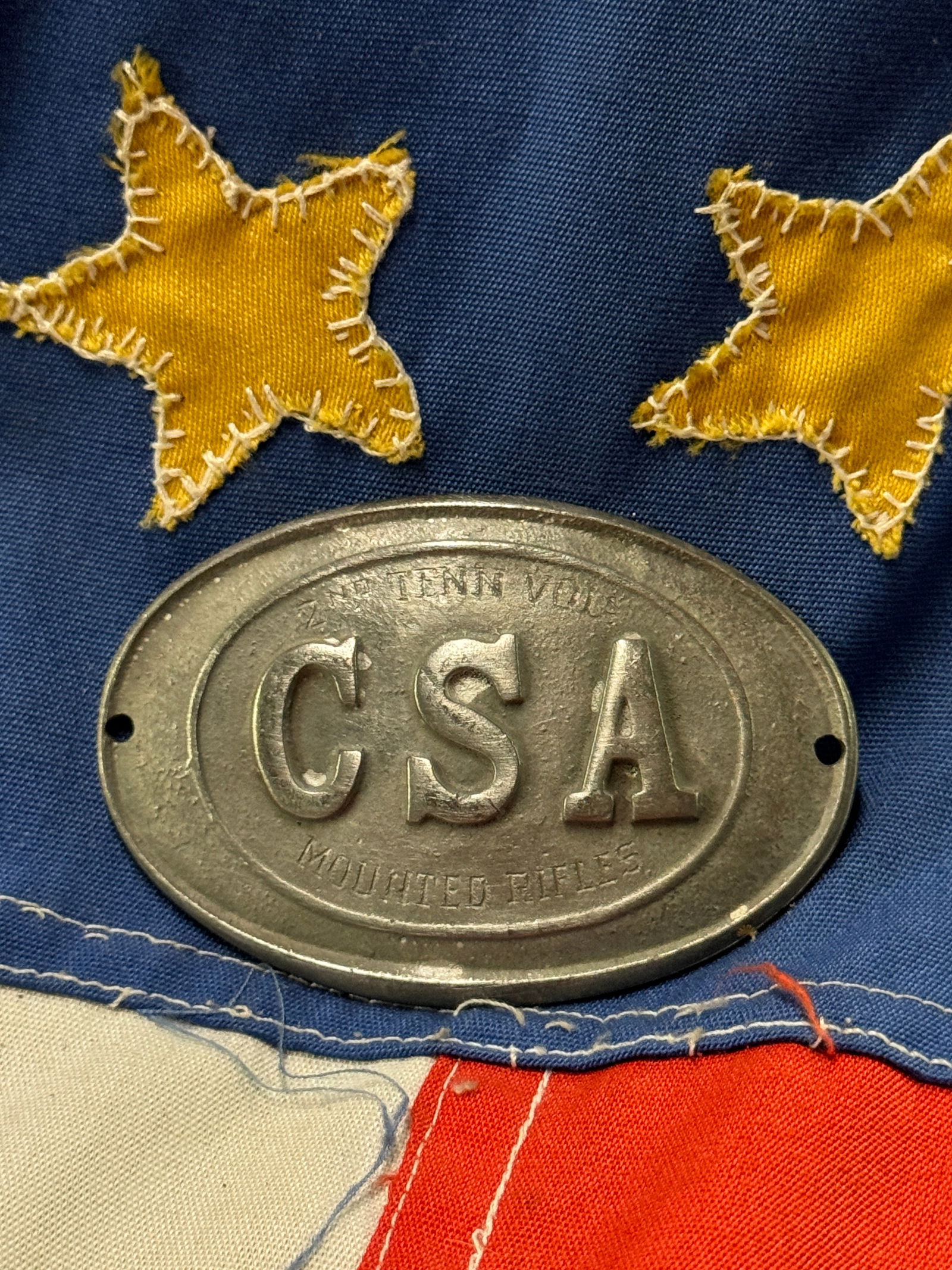 CIVIL WAR CONFEDERATE CSA TENNESSEE VOLUNTEERS MOUNTED RIFLES PLATE: CIVIL WAR CONFEDERATE CSA TENNESSEE VOLUNTEERS MOUNTED RIFLES PLATE. A VERY RARE CONFEDERATE PLATE THAT IS IN MINT OVERALL SHAPE AND CONDITION WITH A BEAUTIFUL OVERALL PATINA. HAS A GREAT LOOK TO IT W