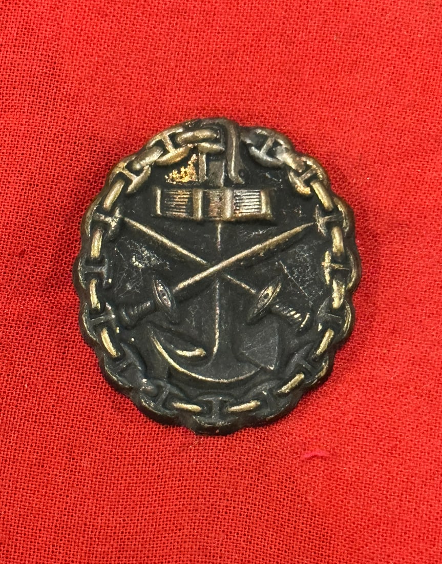 WW1 Navy Black Wound Badge: WW1 Navy Black Wound Badge