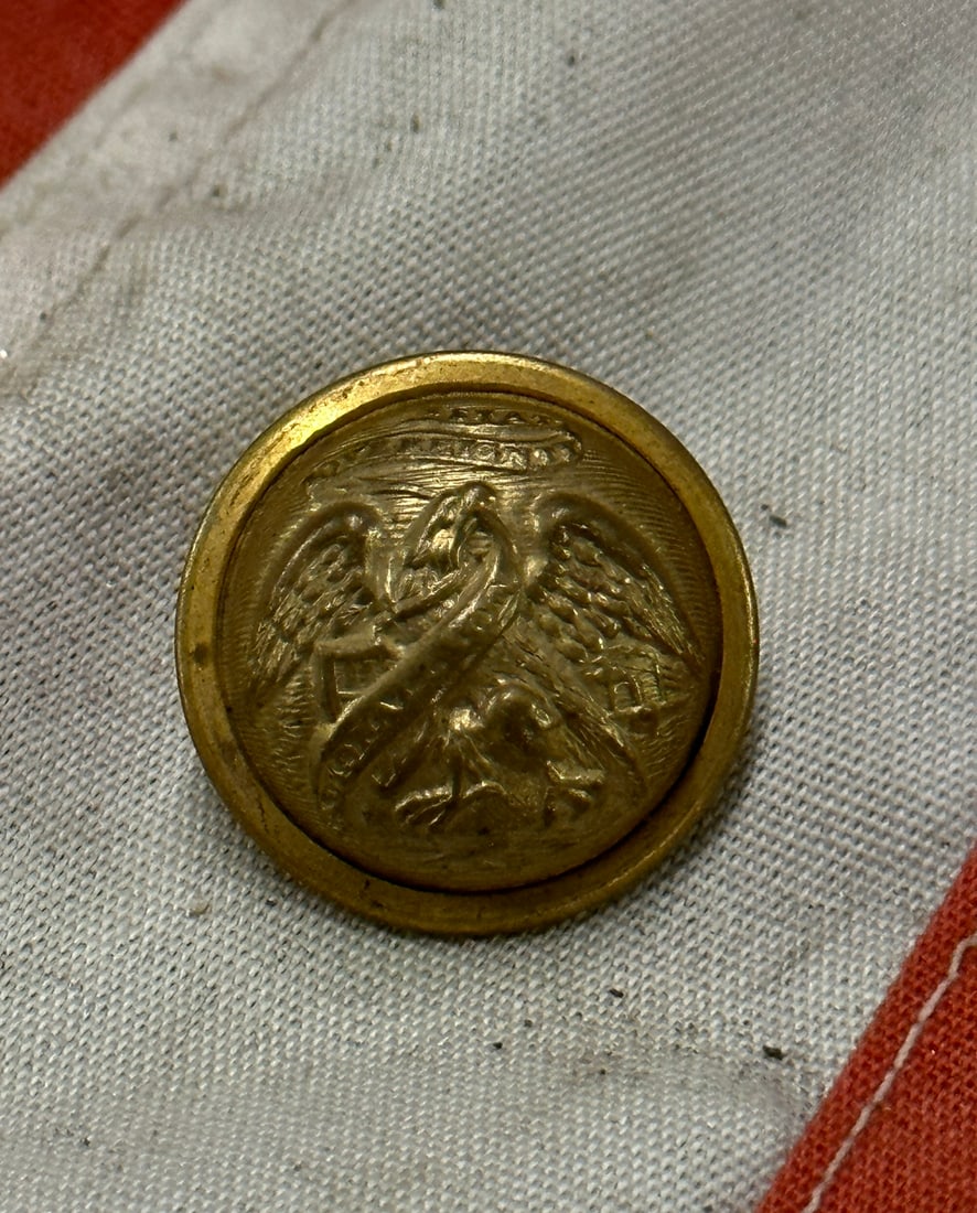 RARE CIVIL WAR CONFEDERATE COAT BUTTON BY SUPERIOR QUALITY: RARE CIVIL WAR CONFEDERATE COAT BUTTON BY SUPERIOR QUALITY