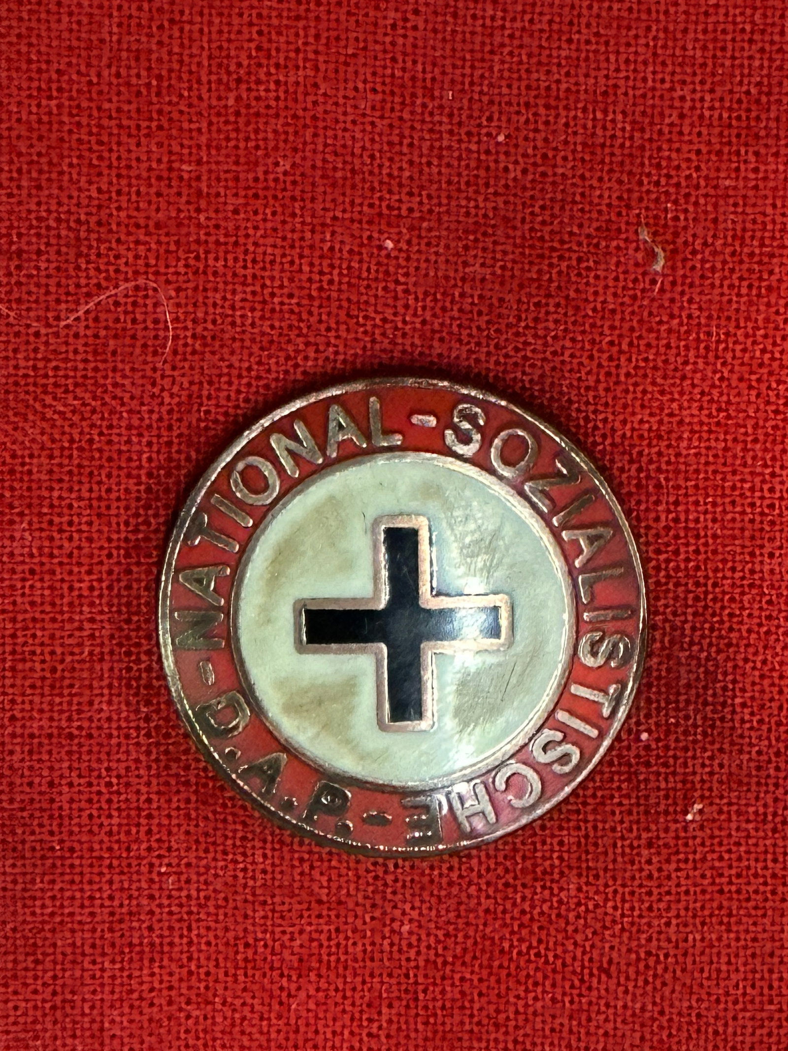 RARE WW2 GERMAN NSDAP LAPEL ENAMELED PIN BADGE BY RZM M1/129: RARE WW2 GERMAN NSDAP LAPEL ENAMELED PIN BADGE BY RZM M1/129. A SCARCE EXAMPLE. SHOWS GOOD WEAR AND USE WITH A BEAUTIFUL OVERALL PATINA. PLEASE VIEW ALL DETAILED PICTURES. A SCARCE EXAMPLE.