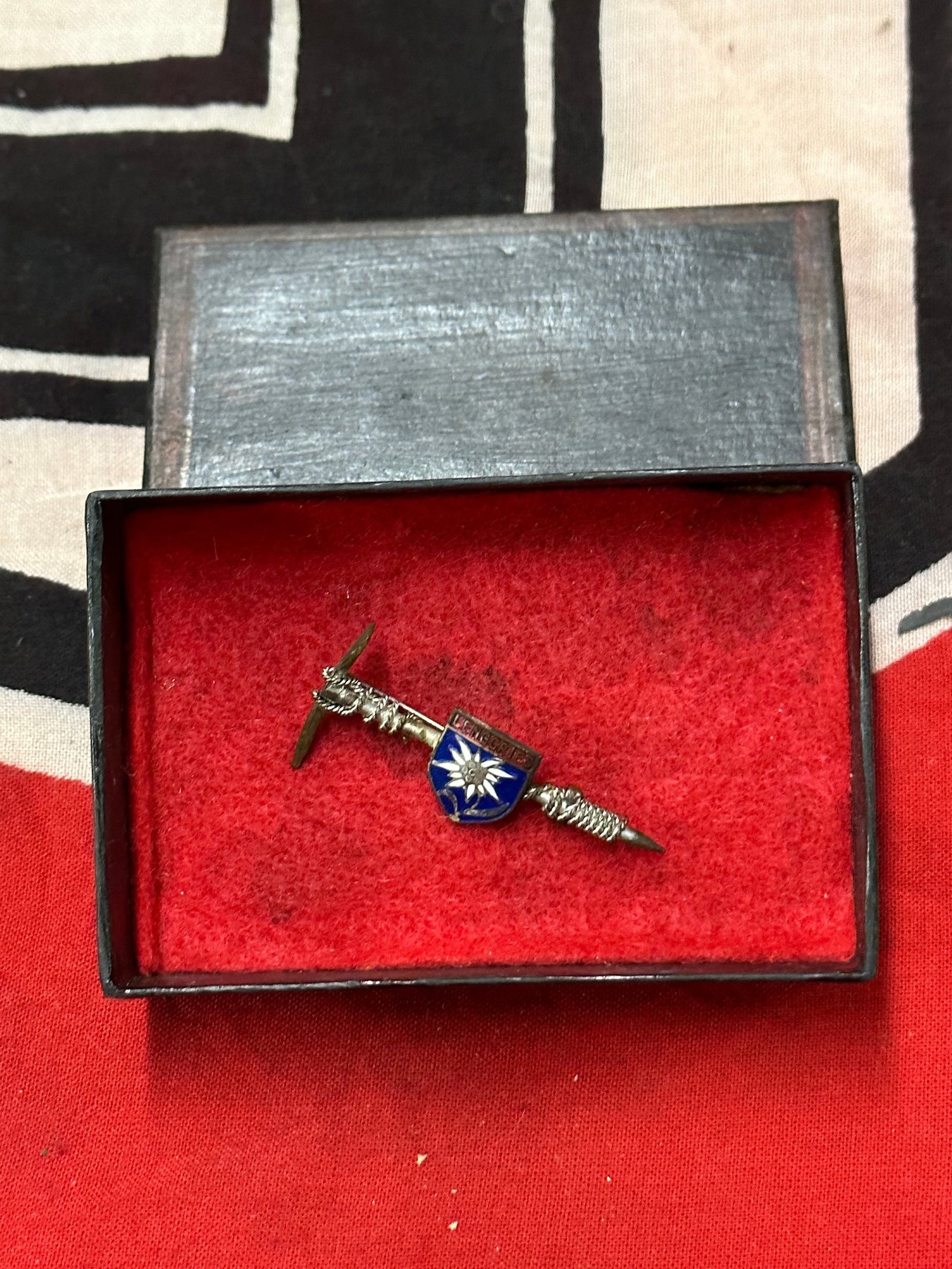 Vintage Zugspitze Enamel and Silver tone Axe Pick German Souvenir Brooch: Vintage Zugspitze Enamel and Silver tone Axe Pick German Souvenir Brooch. Comes in the original pictured box.