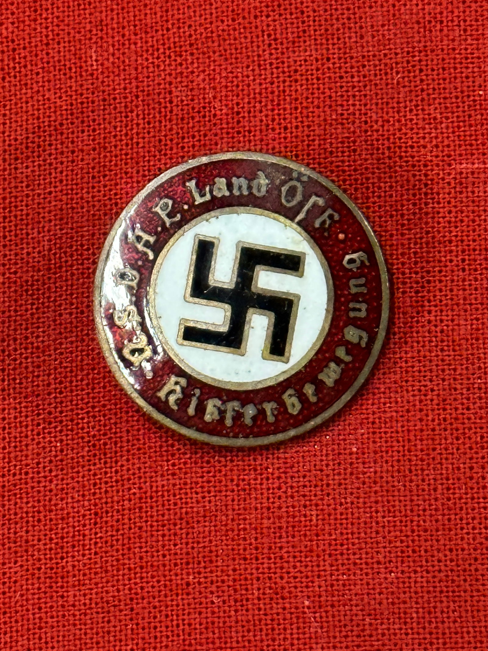 WWII GERMAN THIRD REICH HUNGARIAN LAPEL PIN BADGE BY GES. GESCH.: WWII GERMAN THIRD REICH HUNGARIAN LAPEL PIN BADGE BY GES. GESCH. A RARE EXAMPLE THAT IS IN MINT OVERALL SHAPE AND CONDITION WITH A BEAUTIFUL OVERALL PATINA. PLEASE VIEW ALL DETAILED PICTURES. A SCARCE