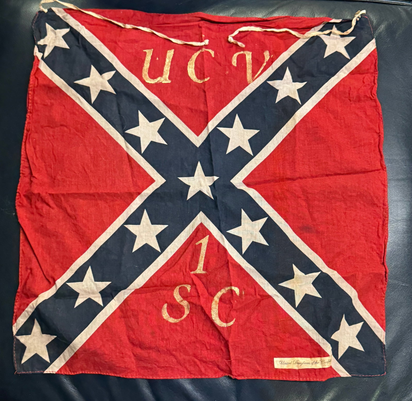 RARE CIVIL WAR UCV CONFEDERATE VETERANS 1ST SOUTH CAROLINA FLAG: RARE CIVIL WAR UCV CONFEDERATE VETERANS 1ST SOUTH CAROLINA FLAG. AN ULTRA RARE FIND THAT IS IN MINT OVERALL SHAPE AND CONDITION WITH A BEAUTIFUL OVERALL PATINA. HAS A GREAT LOOK TO IT WITH AN EXCELLEN