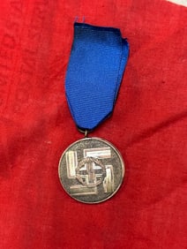 WW2 GERMAN LONG SERVICE SS MEDAL FOR 8 YEARS SERVICE WITH RIBBON