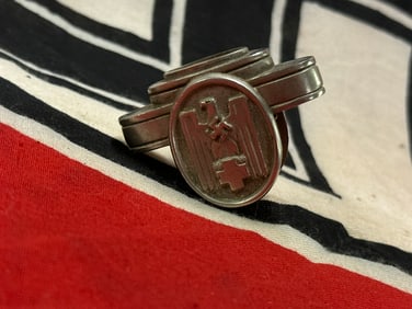 RARE WW2 GERMAN DRK RED CROSS DAGGER GUARD