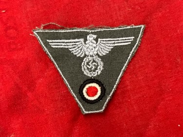 WW2 GERMAN M43 Heer Trapezoid Eagle Insignia