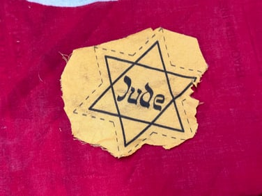 WW2 GERMAN HOLOCAUST JUDE UNCUT STAR OF DAVID CLOTH PATCH
