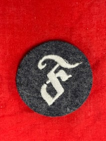 WW2 German Luftwaffe Ordnance Personnel F Trade Patch / Badge
