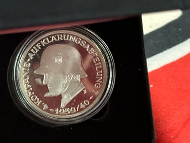RARE WW2 GERMAN PANZER DIVISION SILVER MEDAL IN ORIG. BOX