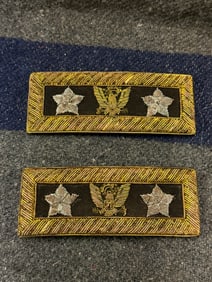 PAIR OF CIVIL WAR US EAGLE GENERAL STAFF OFFICER SHOULDER BOARDS STRAPS