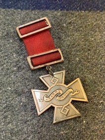 RARE CIVIL WAR KEARNY CROSS - ENLISTED MENS AWARD WITH RIBBON