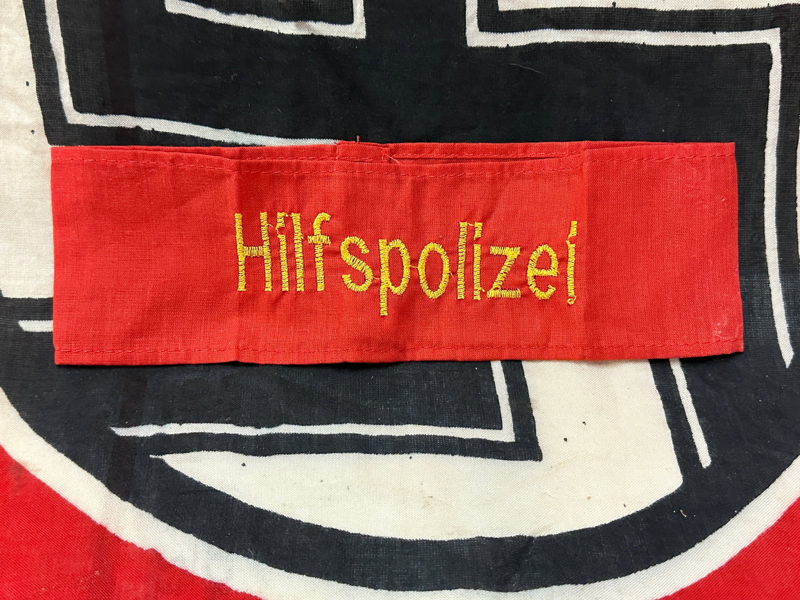 RARE WW2 GERMAN HILFSPOLIZEI ARMBAND: RARE WW2 GERMAN HILFSPOLIZEI ARMBAND. A RARE FIND. SHOWS GOOD WEAR AND USE WITH A BEAUTIFUL OVERALL PATINA. PLEASE VIEW ALL DETAILED PICTURES. A RARE EXAMPLE.
