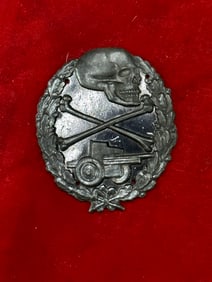 WW2 German Spanish Blue Division Anti-Tank Artillery Arm Badge