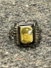 RARE WW2 U.S. SOLDIER PORTRAIT STERLING SILVER RING