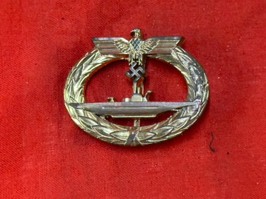 WW2 GERMAN KRIEGSMARINE U-BOAT BADGE BY SCHWERIN BERLIN 68