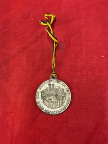 Medal -- 800 years Munich -- 1958 Munich on the ribbon
