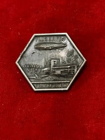 RARE WW2 GERMAN FLUGHAFEN FRANKFURT BADGE