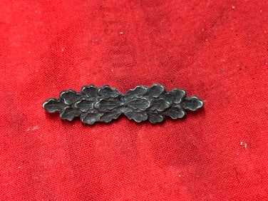 WW2 GERMAN WAFFEN SS CLOVER LEAF BADGE