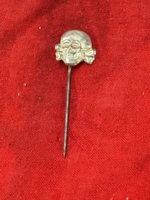 WW2 GERMAN TOTENKOPF SS DEATH SKULL TUNIC STICKPIN