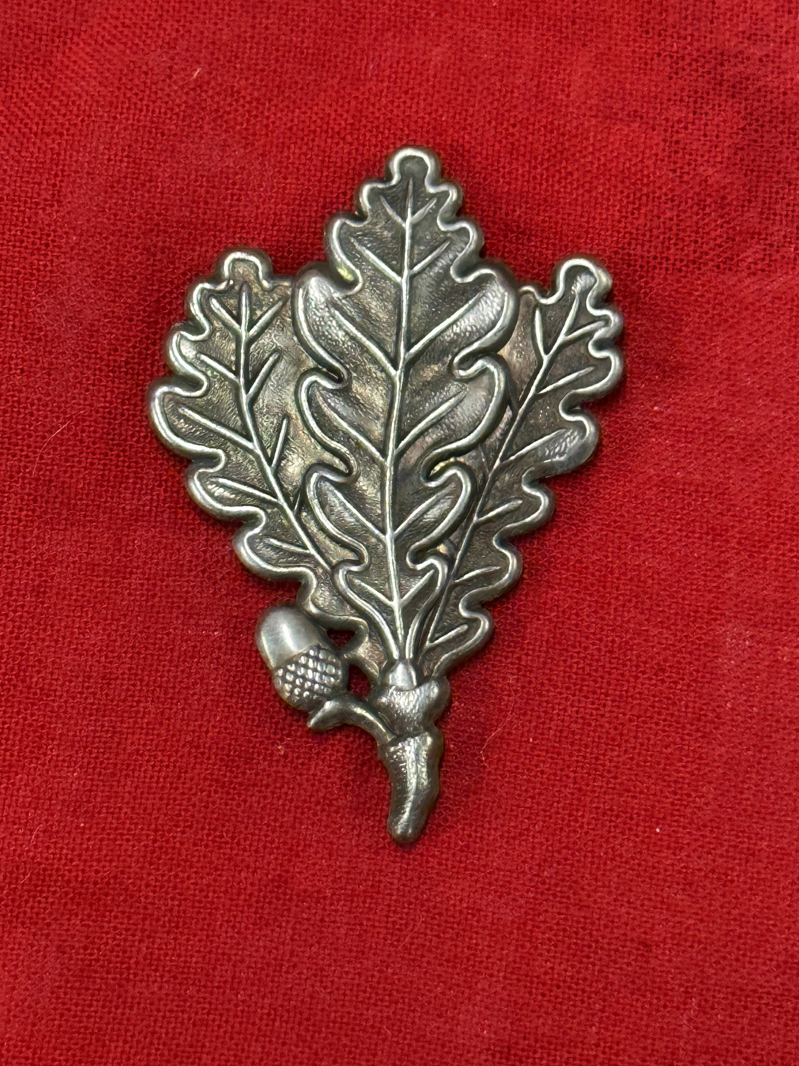 WW2 GERMAN MEDAL ARMY SNIPER OAK LEAF CAP BROOCH: WW2 GERMAN MEDAL ARMY SNIPER OAK LEAF CAP BROOCH