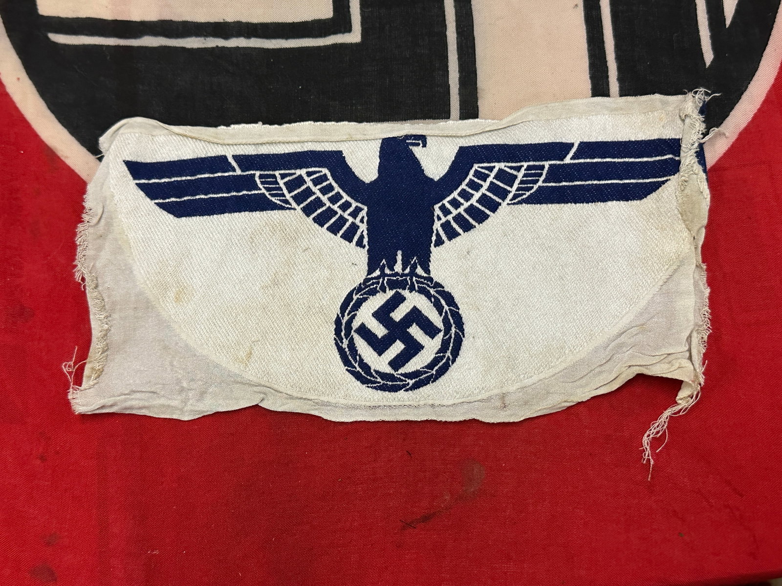WW2 German Kriegsmarine Sport Shirt Insignia: WW2 German Kriegsmarine Sport Shirt Insignia. Bevo machine produced. This is an an unissued example. Don’t miss out! In violation of the Treaty of Versailles, the Kriegsmarine grew rapidly during Ge