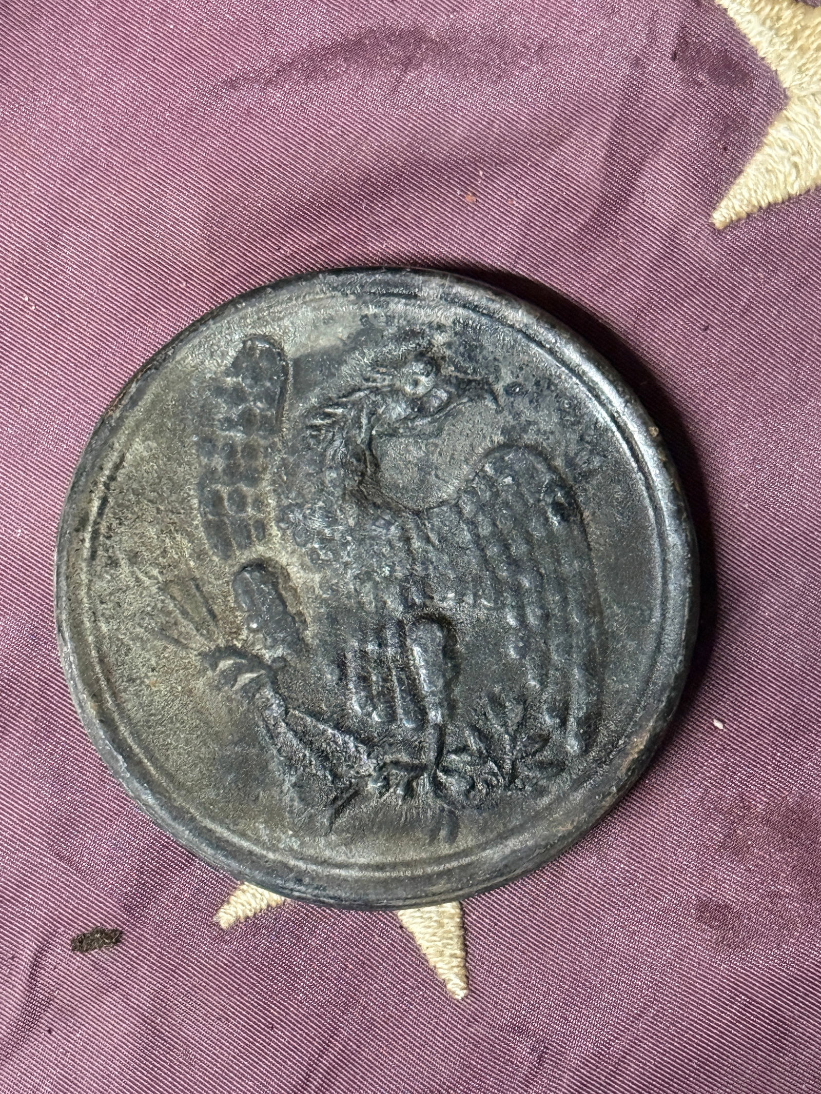 RARE CIVIL WAR BURNSIDE EAGLE BREAST PLATE: RARE CIVIL WAR BURNSIDE EAGLE BREAST PLATE. A VERY RARE FIND. IT IS IN MINT OVERALL SHAPE AND CONDITION WITH A BEAUTIFUL OVERALL PATINA. SHOWS GOOD WEAR AND USE WITH AN EVEN PATINA THROUGHOUT. PLEASE 