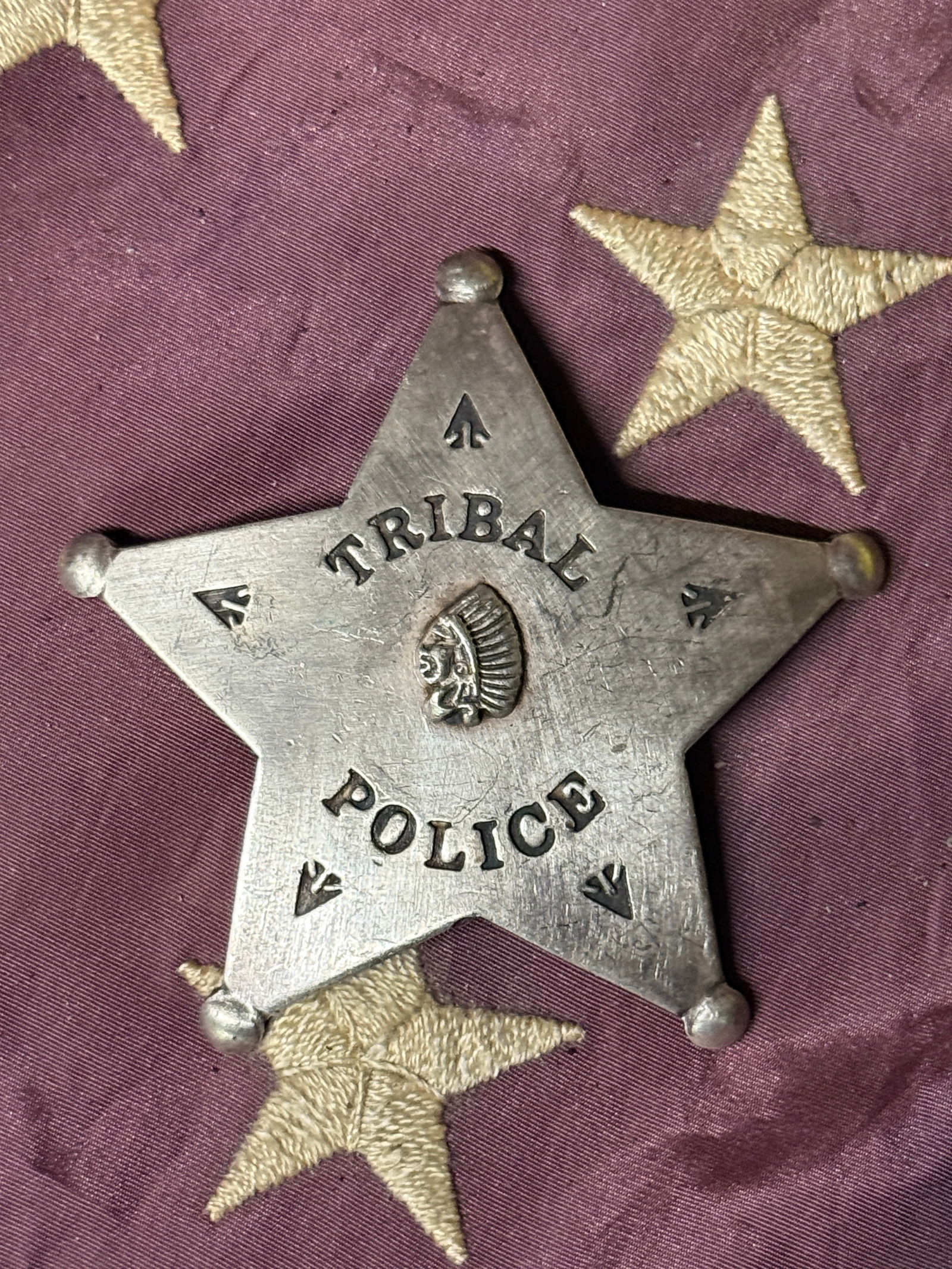 ANTIQUE 1800'S TRIBAL POLICE NATIVE AMERICAN BADGE: ANTIQUE 1800'S TRIBAL POLICE NATIVE AMERICAN BADGE. A VERY RARE FIND. IT IS IN MINT OVERALL SHAPE AND CONDITION WITH A BEAUTIFUL OVERALL PATINA. SHOWS GOOD WEAR AND USE WITH AN EVEN PATINA THROUGHOUT.