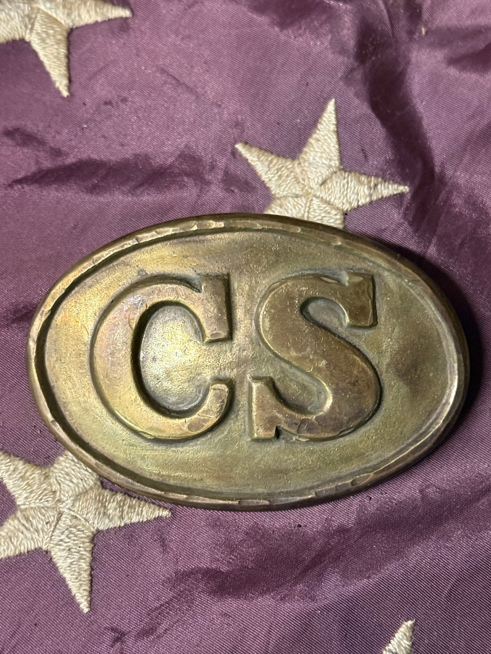 CIVIL WAR CONFEDERATE CSA CS CARTRIDGE BOX PLATE: CIVIL WAR CONFEDERATE CSA CS CARTRIDGE BOX PLATE. A VERY RARE FIND. IT IS IN MINT OVERALL SHAPE AND CONDITION WITH A BEAUTIFUL OVERALL PATINA. SHOWS GOOD WEAR AND USE WITH AN EVEN PATINA THROUGHOUT. P