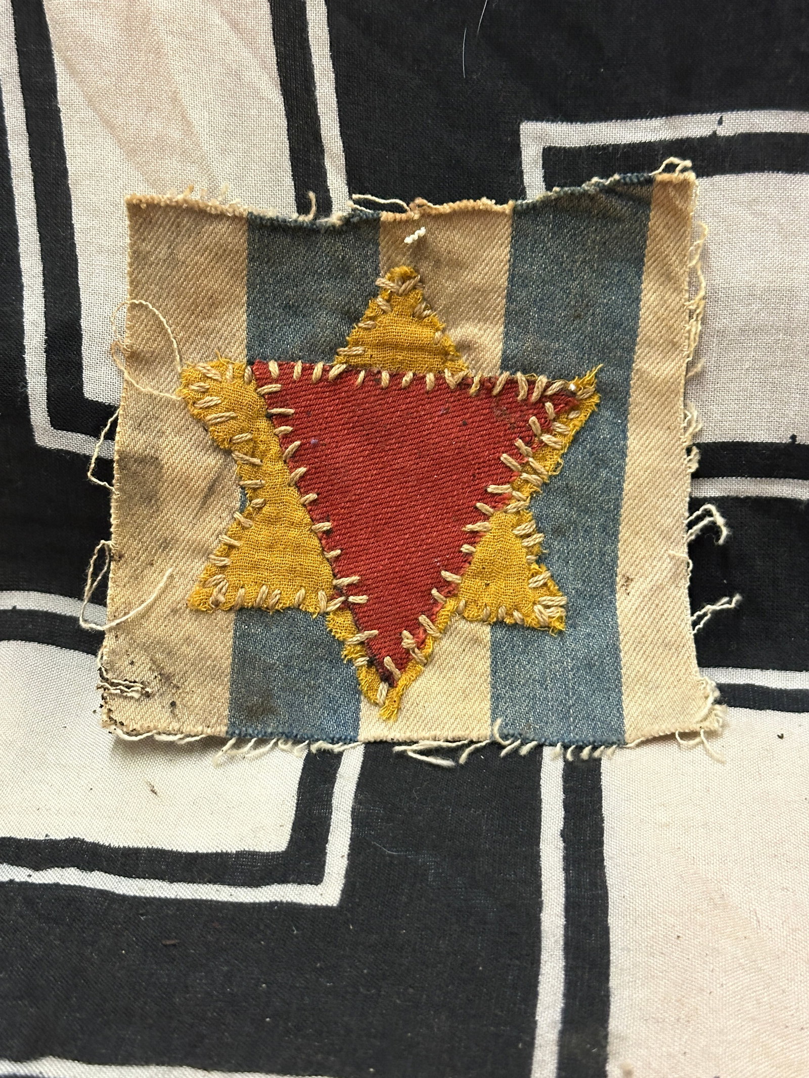 SCARCE WW2 GERMAN HOLOCAUST STAR OF DAVID CONCENTRATION CAMP UNIFROM CUT OFF: SCARCE WW2 GERMAN HOLOCAUST STAR OF DAVID CONCENTRATION CAMP UNIFROM CUT OFF. AN ULTRA RARE FIND THAT IS IN MINT OVERALL SHAPE AND CONDITION WITH A BEAUTIFUL OVERALL PATINA. SHOWS GOOD WEAR AND USE. P