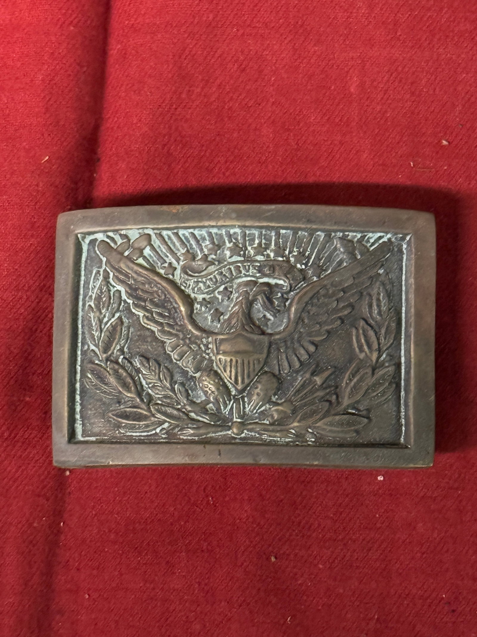 RARE CIVIL WAR M1858 CAVALRY HORSEMAN OFFICER BELT PLATE BUCKLE: RARE CIVIL WAR M1858 CAVALRY HORSEMAN OFFICER BELT PLATE BUCKLE. A RARE EXAMPLE. SHOWS GOOD WEAR AND USE WITH A BEAUTIFUL OVERALL PATINA. PLEASE VIEW ALL DETAILED PICTURES. A SCARCE EXAMPLE.