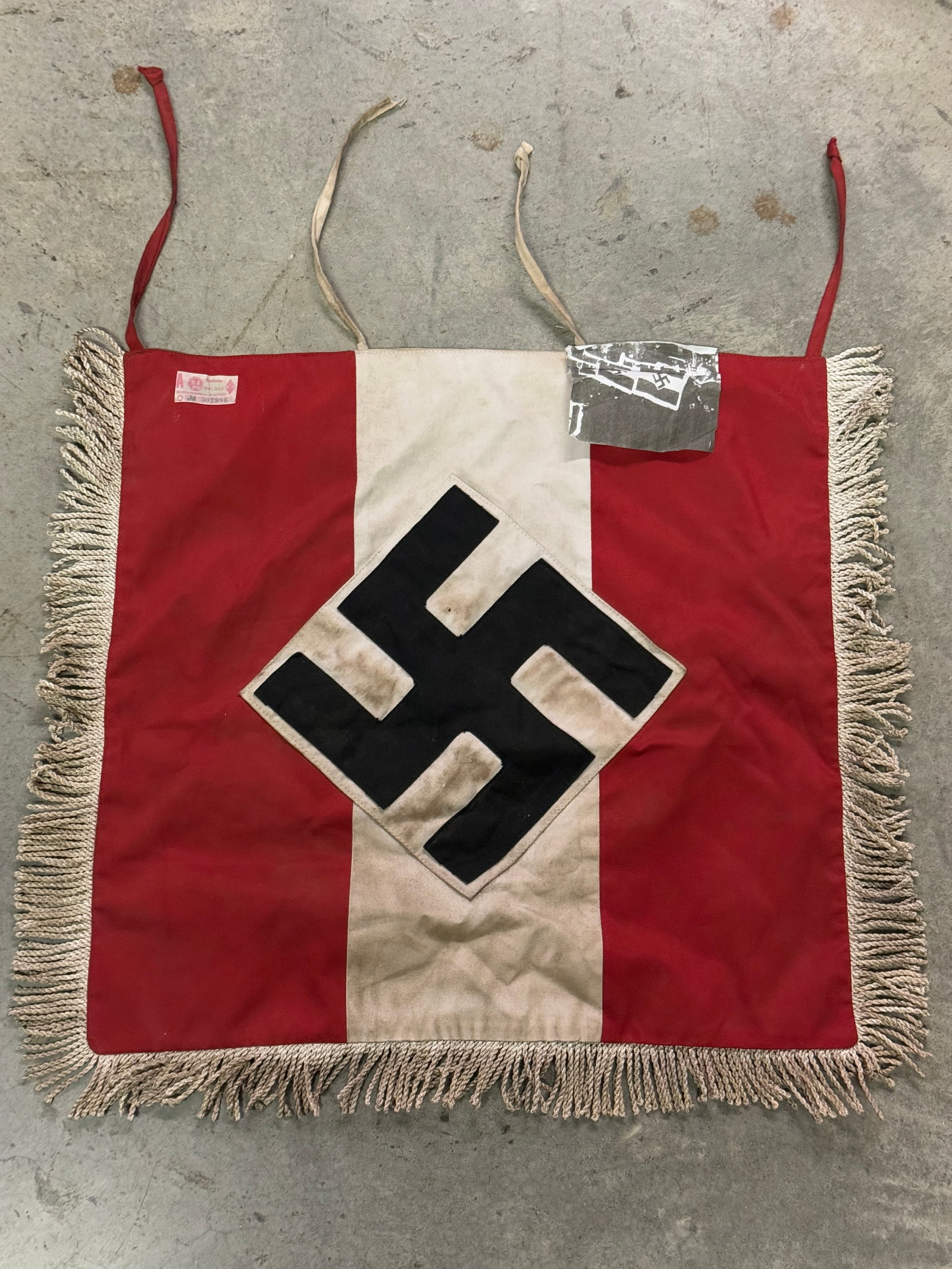 RARE WW2 GERMAN HJ HITLER YOUTH TRUMPET BANNER WITH RZM PAPER TAG: RARE WW2 GERMAN HJ HITLER YOUTH TRUMPET BANNER WITH RZM PAPER TAG. A VERY RARE EXAMPLE THAT IS IN MINT OVERALL SHAPE AND CONDITION WITH A BEAUTIFUL OVERALL PATINA. SHOWS GOOD WEAR AND USE. PLEASE VIEW
