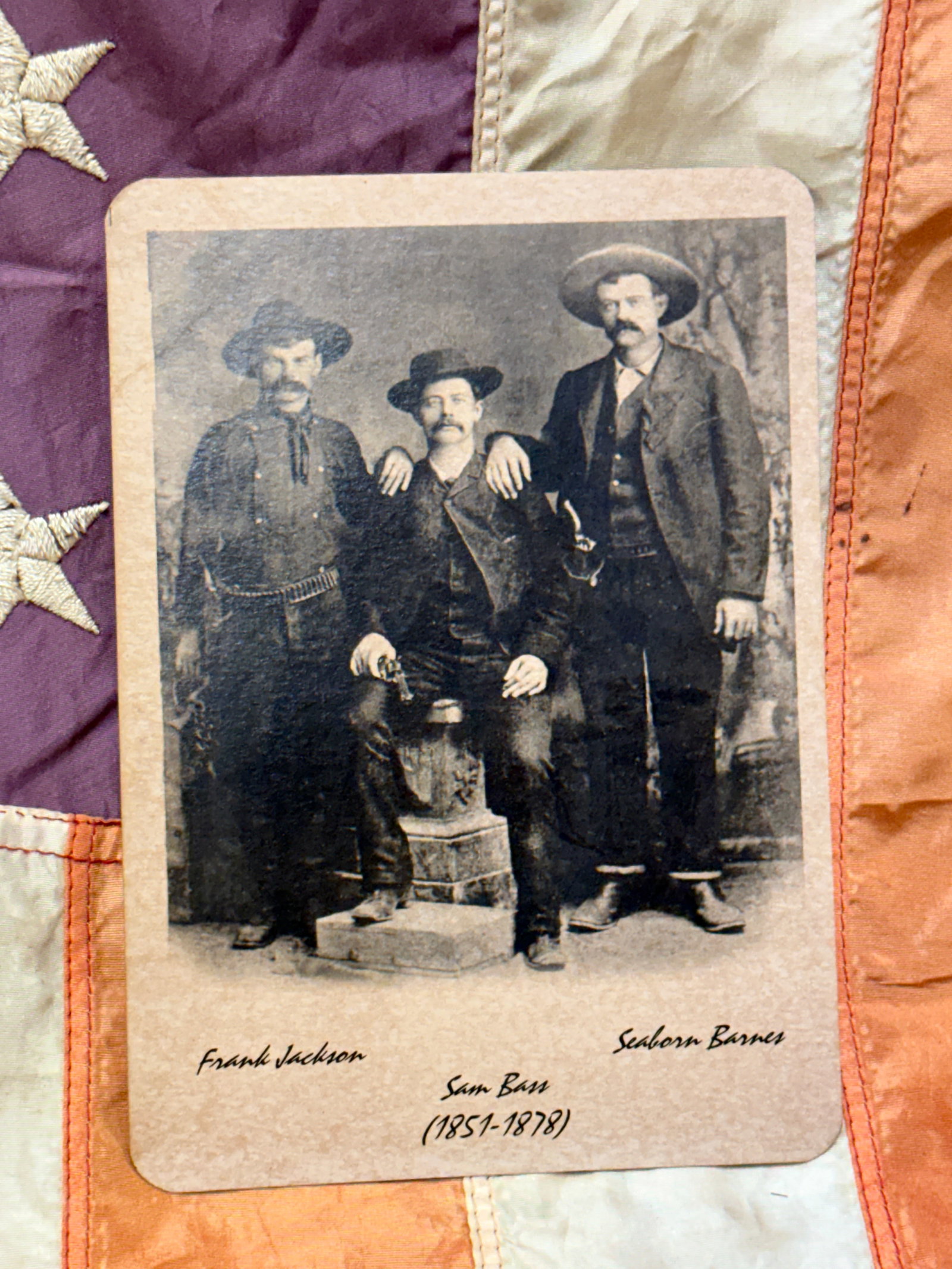 VINTAGE PHOTOGRAPH POSTCARD OF FRANK JACKSON, SEABORN BARNES AND SEAN BASS (1851-1878): VINTAGE PHOTOGRAPH POSTCARD OF FRANK JACKSON, SEABORN BARNES AND SEAN BASS (1851-1878)