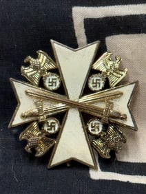 WW2 GERMAN ORDER OF THE GERMAN EAGLE WITH SWORDS IN 900 SILVER MARKED L/50