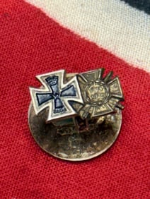 WW2 GERMAN IRON CROSS AND HINDENBURG CROSS BUTTON OR CUFFLINK
