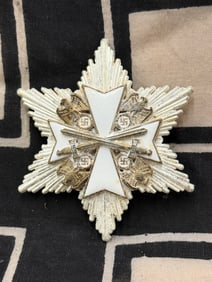WW2 GERMAN STAR OF THE ORDER OF THE GERMAN EAGLE WITH SWORDS SERIAL # 90021