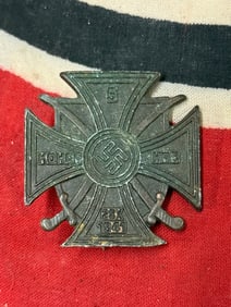 A 5TH DON COSSACK HONOUR CROSS WITH SWORDS