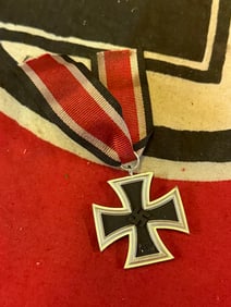 GERMAN MILITARY MEDAL - 1939 IRON CROSS SECOND CLASS
