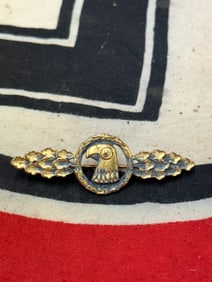 German WWII Luftwaffe Flight Operational Clasp in Gold for Reconnaissance