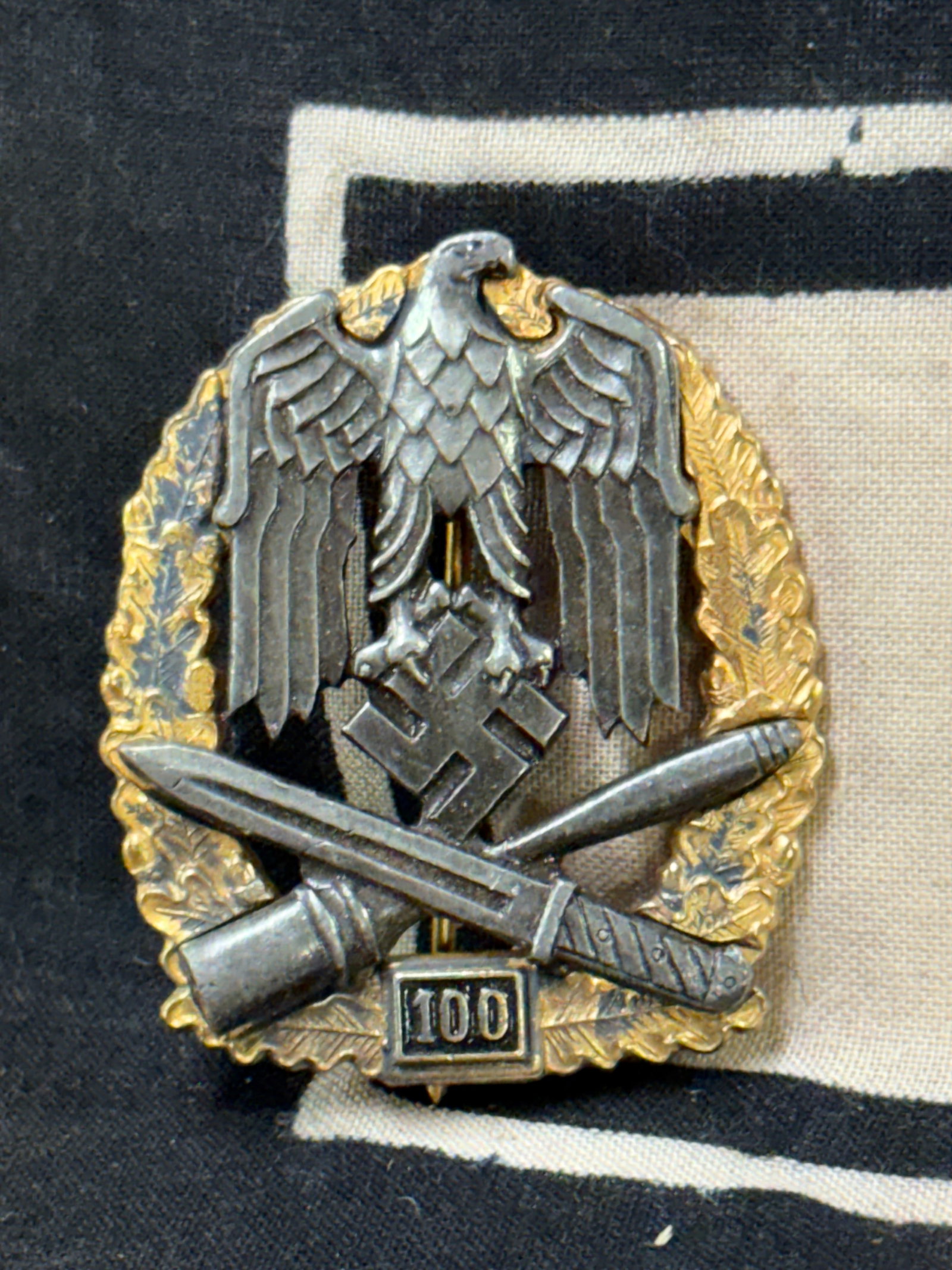 WW2 GERMAN GENERAL ASSAULT BADGE FOR 100 ENGAGEMENTS BY JFS: WW2 GERMAN GENERAL ASSAULT BADGE FOR 100 ENGAGEMENTS BY JFS. A VERY RARE EXAMPLE THAT IS IN MINT OVERALL SHAPE AND CONDITION WITH A BEAUTIFUL OVERALL PATINA. PLEASE VIEW ALL DETAILED PICTURES. A VERY 