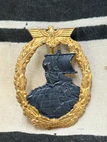 RARE WW2 GERMAN AUXILIARY CRUISER BADGE