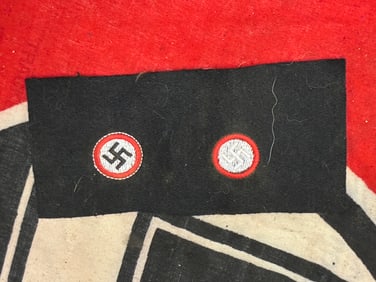 UN-ISSUED LOT OF (2) VISOR CAP CLOTH COCKADE BADGES