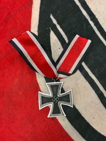 SCARCE WW2 GERMAN 1939 IRON CROSS WITH RIBBON
